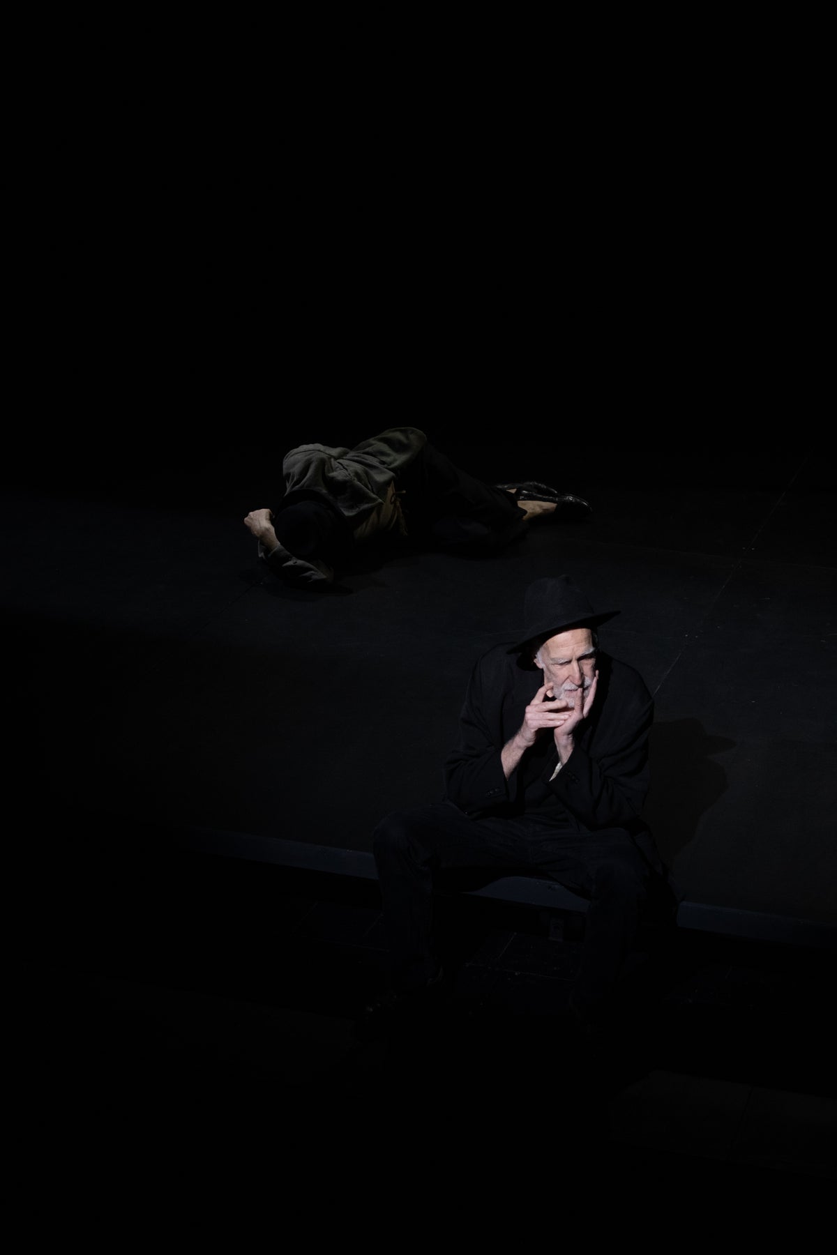 ASPETTANDO GODOT